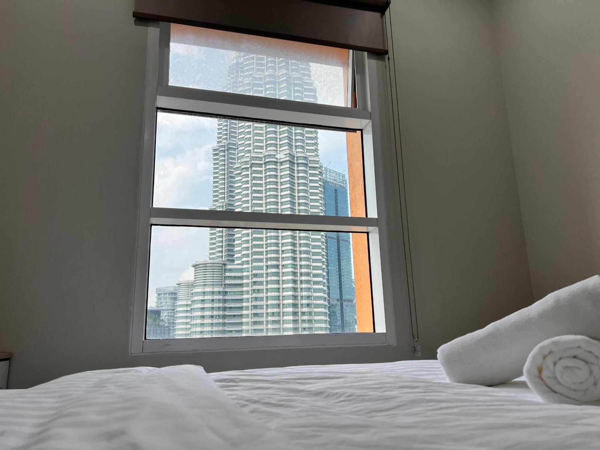 Sky Suites At Klcc By Mitstay Kuala Lumpur Ngoại thất bức ảnh
