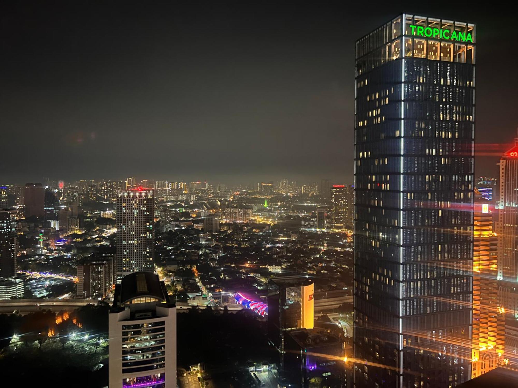 Sky Suites At Klcc By Mitstay Kuala Lumpur Ngoại thất bức ảnh