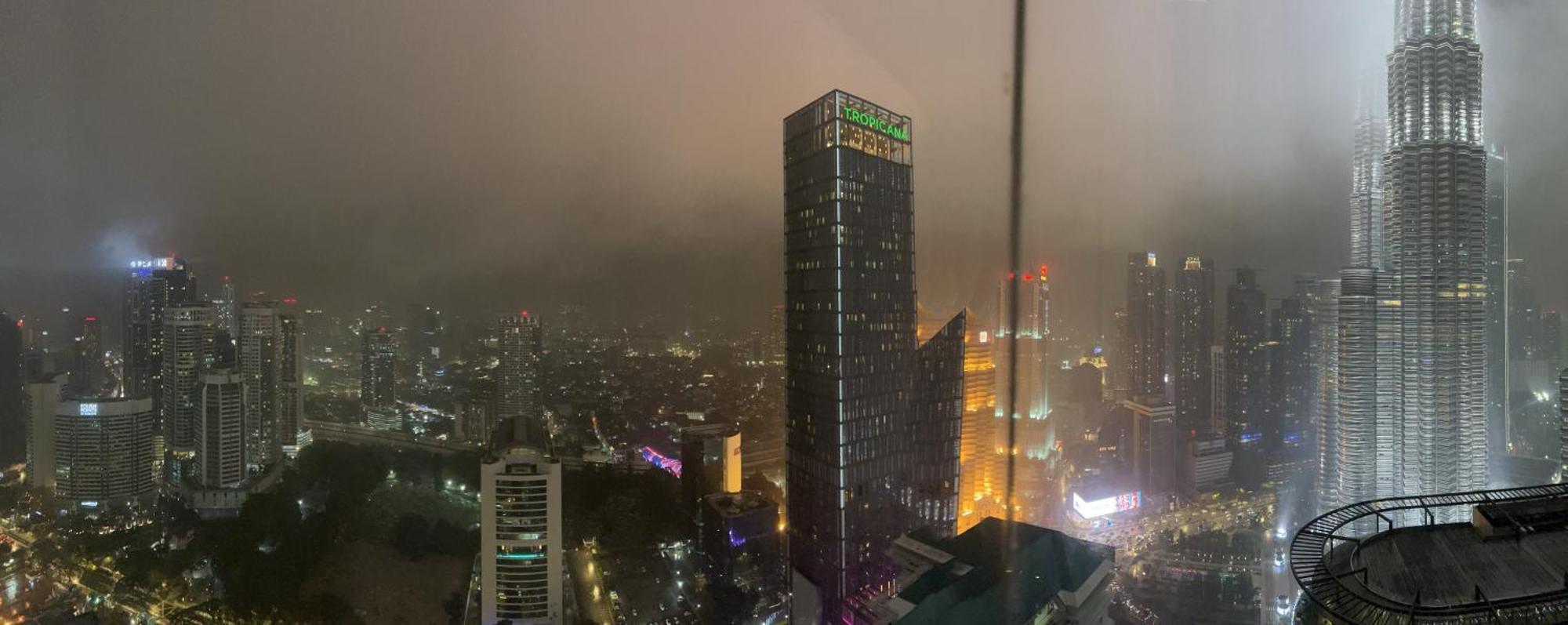 Sky Suites At Klcc By Mitstay Kuala Lumpur Ngoại thất bức ảnh