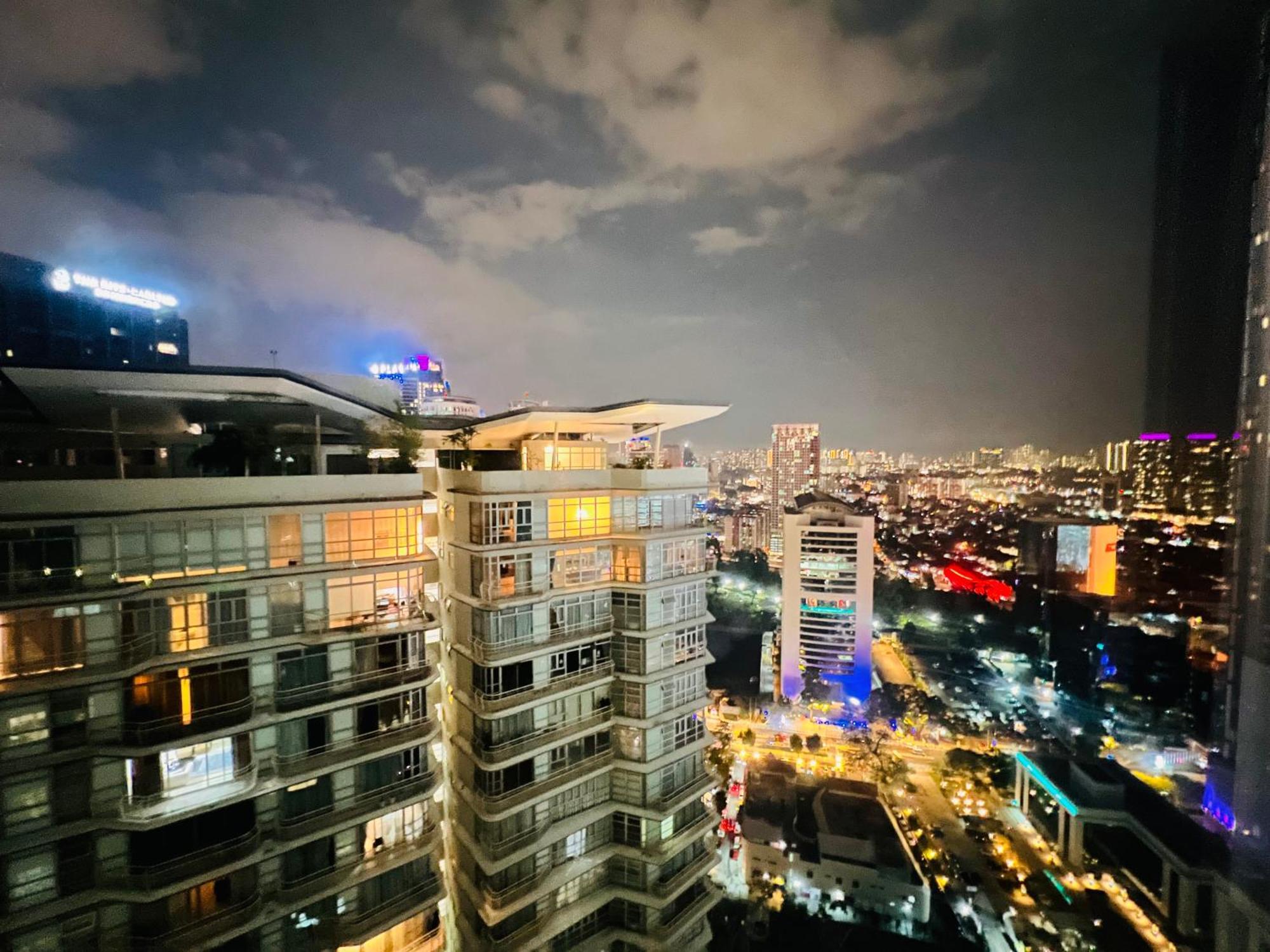 Sky Suites At Klcc By Mitstay Kuala Lumpur Ngoại thất bức ảnh